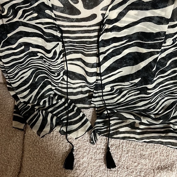 Nwt South Moon Under Zebra swim coverup - Picture 3 of 5
